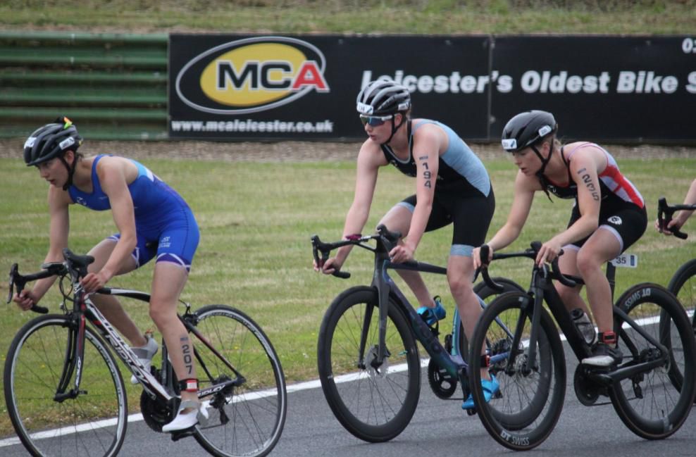 Bella Gar Leicester pack